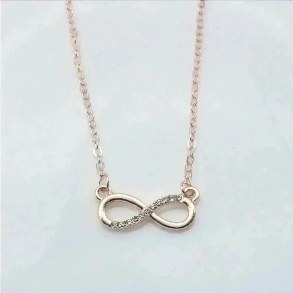 ⚠️Clearance Rose Gold Infinity Pendant Necklace - Picture 2 of 5